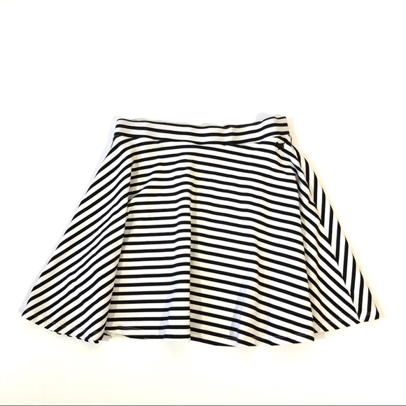 PINK Victoria's Secret Dresses & Skirts - PINK VS Black and White Striped Skater Skirt
